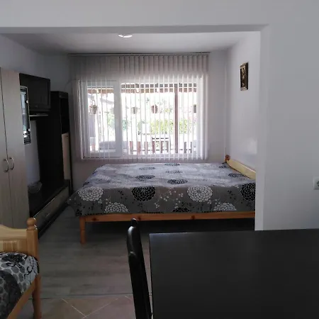 Guesthause Pri Vasko Pensionat Kavarna